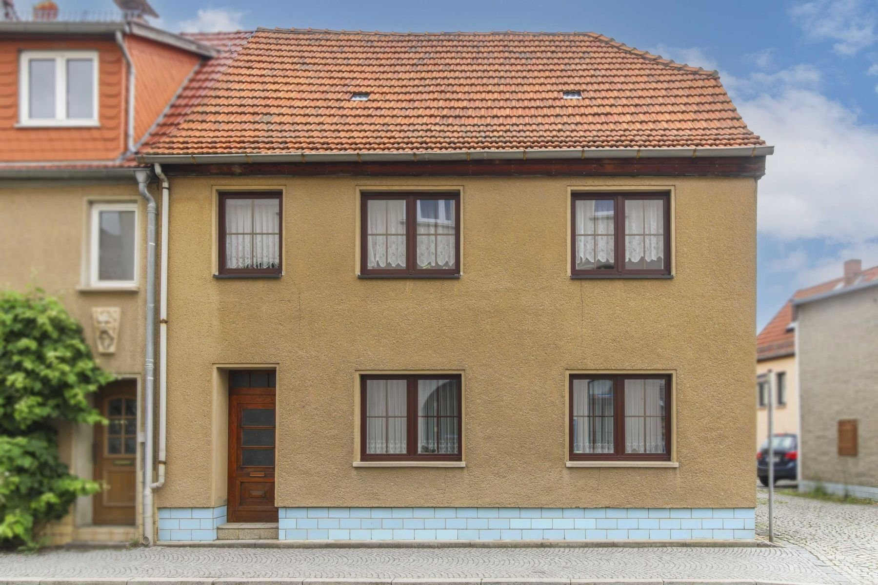 Reihenendhaus zum Kauf 149.000 € 7 Zimmer 120,3 m²<br/>Wohnfläche 142,3 m²<br/>Grundstück Bürgel Bürgel 07616