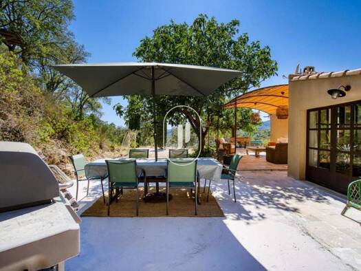 Haus zum Kauf 645.000 € 119 m² 25.686 m² Grundstück La Garde-Freinet 83680