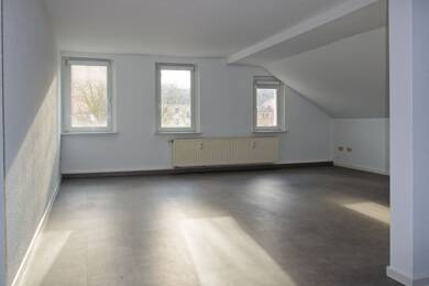 Wohnung zur Miete 495 € 3 Zimmer 91,5 m² Dachgeschoss, 3. Geschoss Heinrich-Fritz-Straße 13 Greiz Greiz 07973