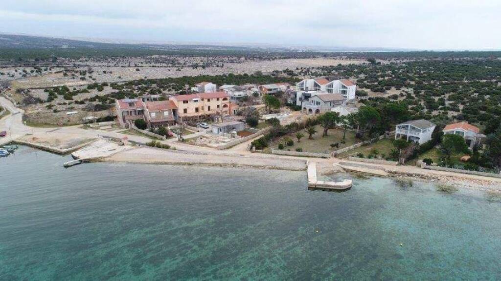 Land-/Forstwirtschaft zum Kauf 115.000 € Pag