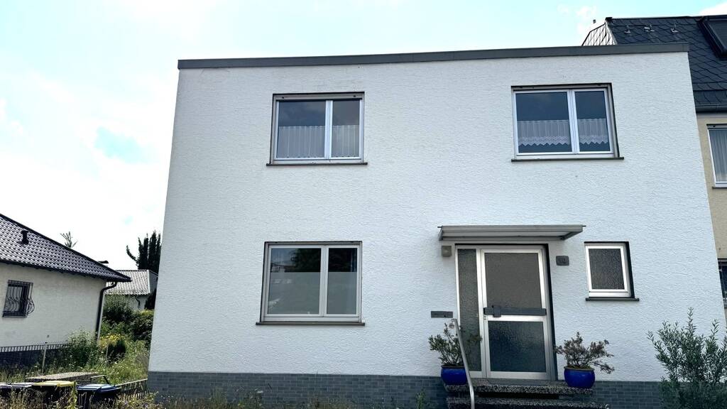 Einfamilienhaus zum Kauf provisionsfrei 699.000 € 6 Zimmer 214 m² 457 m² Grundstück Hochheim 65239