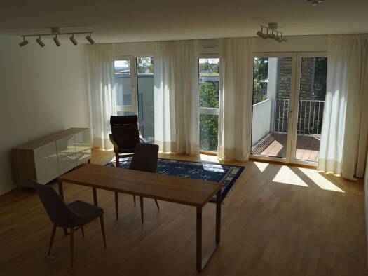 Wohnung zur Miete 975 € 2 Zimmer 65,5 m² Zirndorf Zirndorf 90513