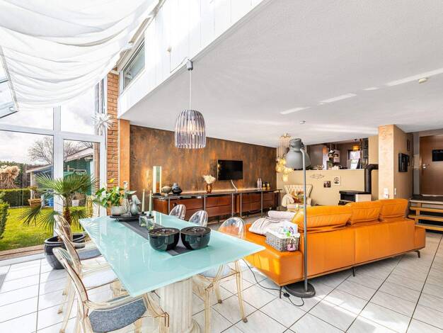 Reihenendhaus zum Kauf 575.000 € 4,5 Zimmer 184,3 m² 304 m² Grundstück Unterlindelburg Schwarzenbruck 90592