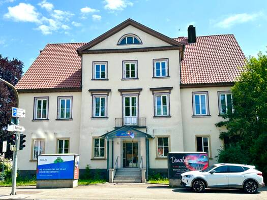 Haus zum Kauf 1.090.000 € 17 Zimmer 372 m² 596 m² Grundstück Rottweil 78628