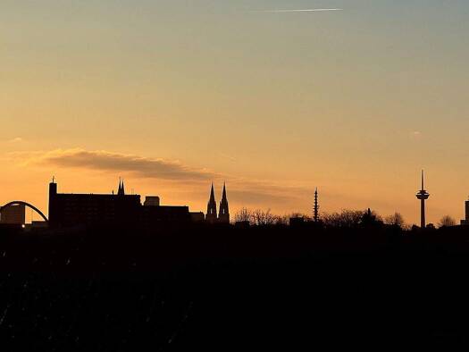 Wohnung zum Kauf 249.000 € 2 Zimmer 51 m² 4. Geschoss Höhenberg Köln 51103