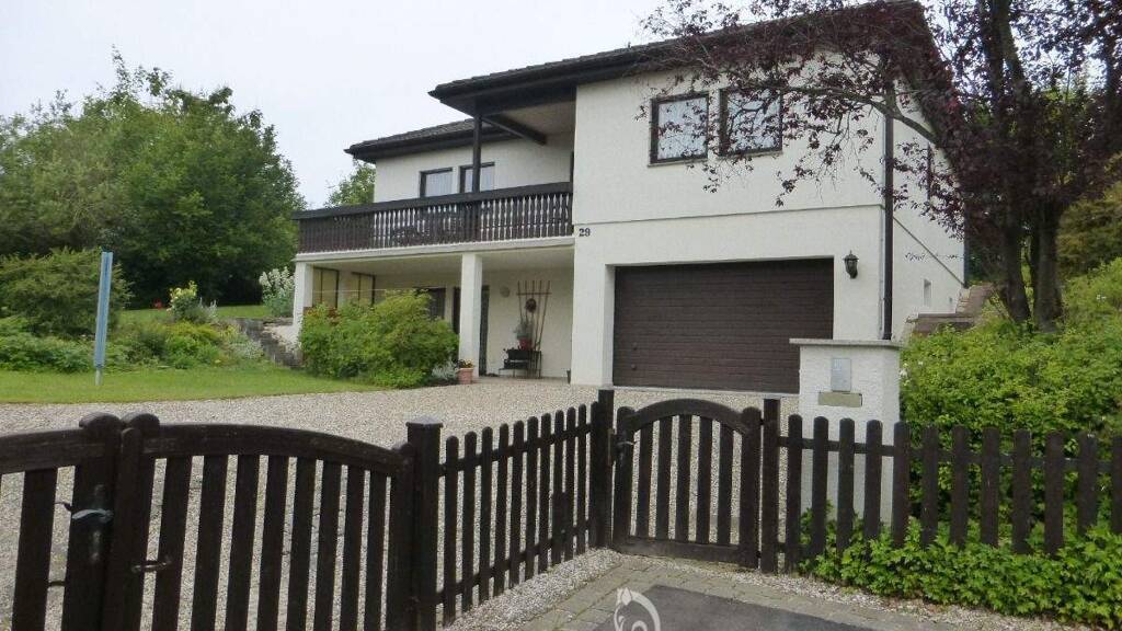 Haus zum Kauf 435.000 € 4 Zimmer 150 m² 861 m² Grundstück frei ab 01.04.2026 Arnstein 97450