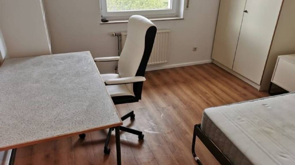 Studio zur Miete 410 € 1 Zimmer 19 m² 3. Geschoss Wesertor Kassel 34125
