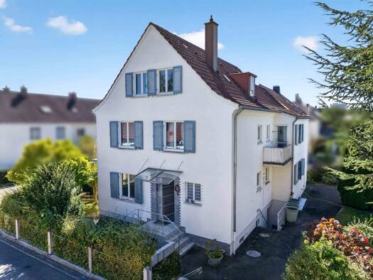 Haus zum Kauf 460.000 € 10 Zimmer 224 m² 596 m² Grundstück Biberach Biberach an der Riß 88400