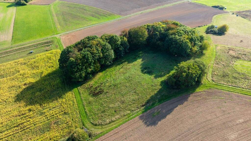 Land-/Forstwirtschaft zum Kauf 86.844 € 28.948 m² Grundstück Gladenbach 35075