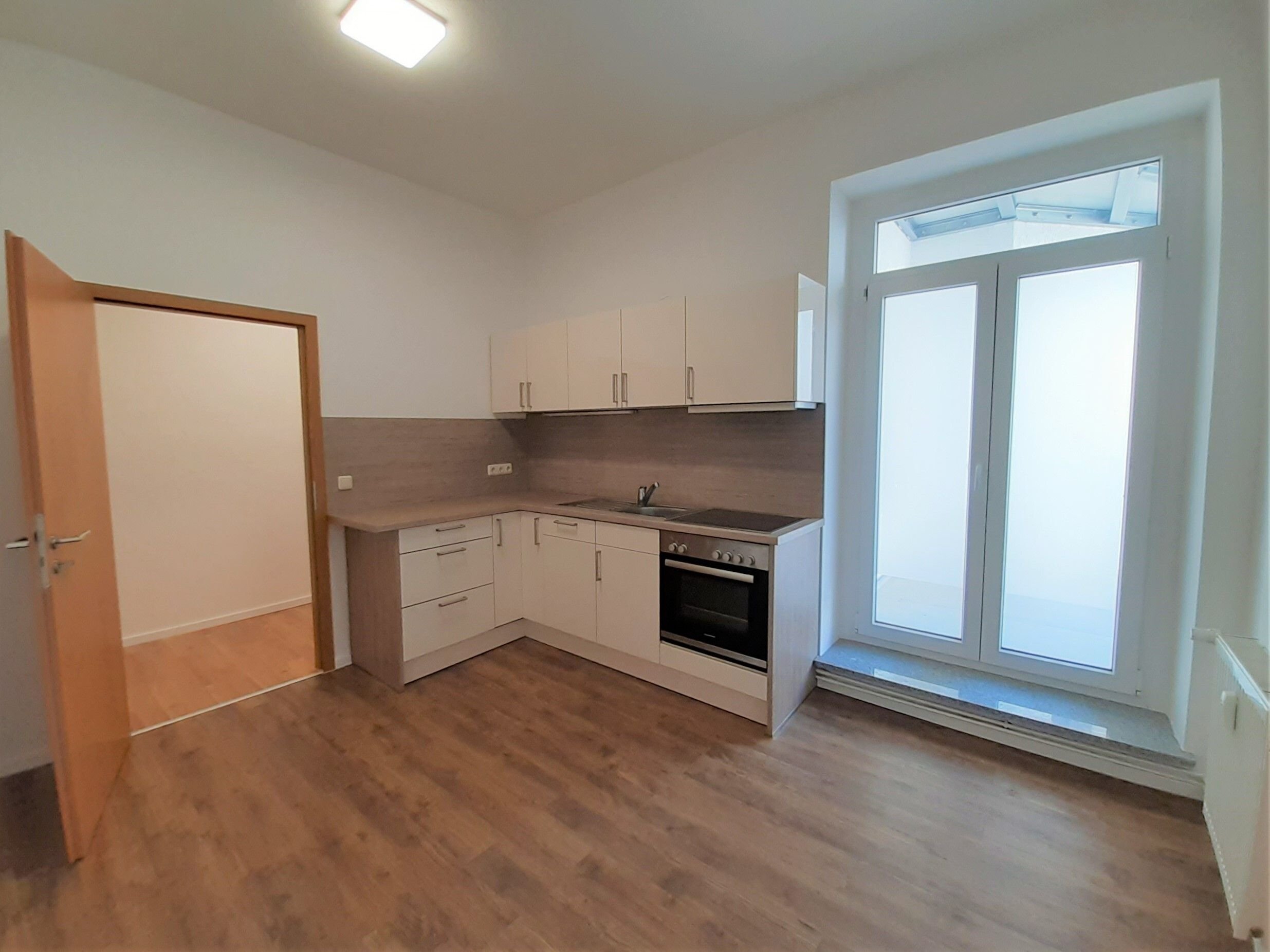 Wohnung zur Miete 629 € 2 Zimmer 63,9 m²<br/>Wohnfläche 2.<br/>Geschoss Immermannstraße 8 Olvenstedter Platz Magdeburg 39108