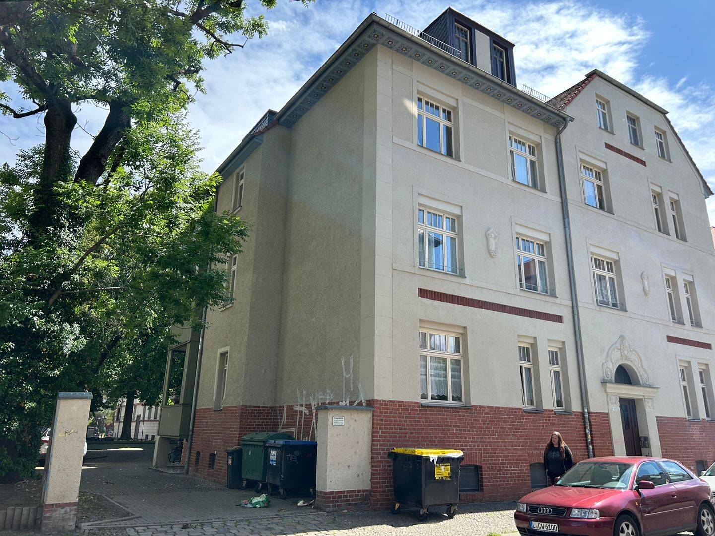 Property thumbnail 3