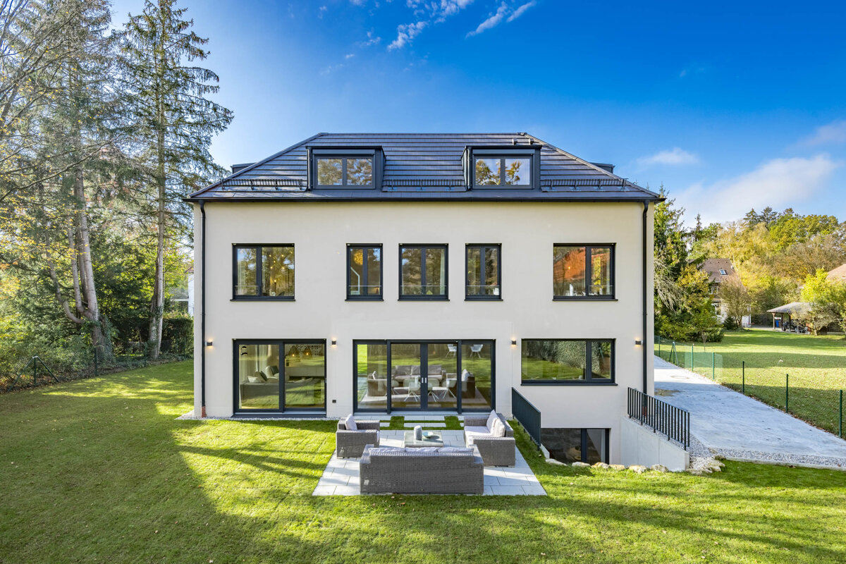 Einfamilienhaus zum Kauf 3.489.000 € 9 Zimmer 231 m²<br/>Wohnfläche 736,5 m²<br/>Grundstück Lochham Gräfelfing 82166