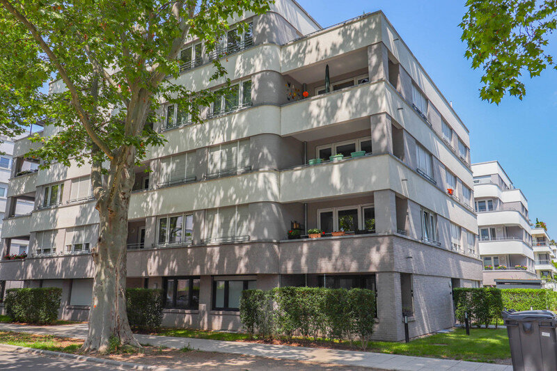 Wohnung zur Miete 1.376 € 4 Zimmer 118,7 m²<br/>Wohnfläche 3.<br/>Geschoss 01.01.2025<br/>Verfügbarkeit Max-Pechstein-Straße 8 Süd / Stadtbezirk 123 Ludwigshafen am Rhein, Süd 67061