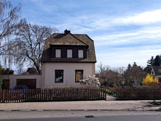 Einfamilienhaus zum Kauf 249.000 € 3,5 Zimmer 82 m² 1.291 m² Grundstück Merseburg 06217
