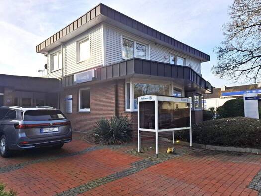 Stadthaus zum Kauf als Kapitalanlage geeignet 184.000 € 1 Zimmer 338 m² Grundstück Brake 26919