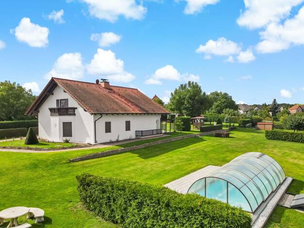 Einfamilienhaus zum Kauf 750.000 € 7 Zimmer 333 m² 2.790 m² Grundstück Angerweg 15 A Dölau Halle 06120