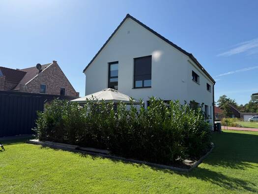 Einfamilienhaus zum Kauf provisionsfrei 449.000 € 4 Zimmer 136 m² 747 m² Grundstück frei ab 01.11.2026 Augustfehn II Apen 26689