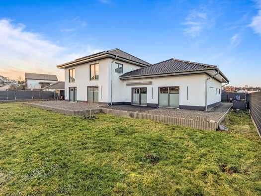 Mehrfamilienhaus zum Kauf 797.000 € 8 Zimmer 268,5 m² 910 m² Grundstück Frankenberg Frankenberg 35066
