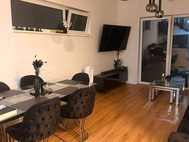 Wohnung zur Miete 1.300 € 85 m² 2. Geschoss frei ab sofort Bieber Offenbach am Main 63073