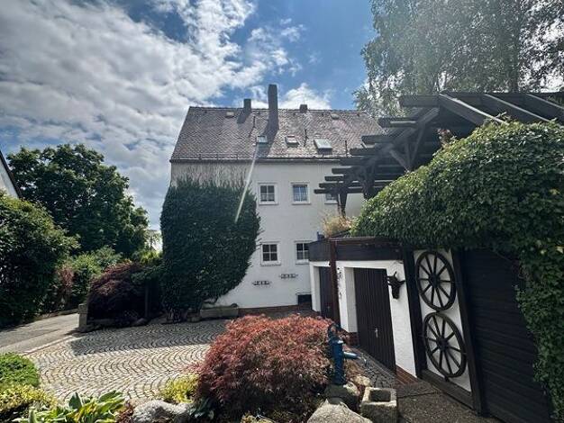 Haus zum Kauf 275.000 € 7 Zimmer 178 m² 610 m² Grundstück Weiden in der Oberpfalz 92637