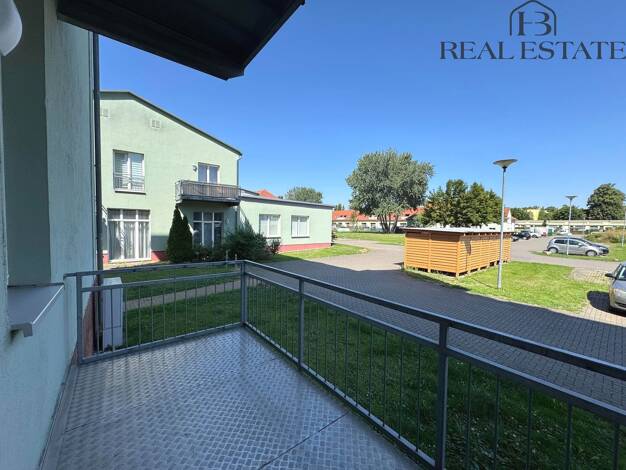 Wohnung zur Miete 750 € 4 Zimmer 93,5 m² frei ab sofort An der Enckekaserne 15 Stadtfeld West Stadtfeld West 39110