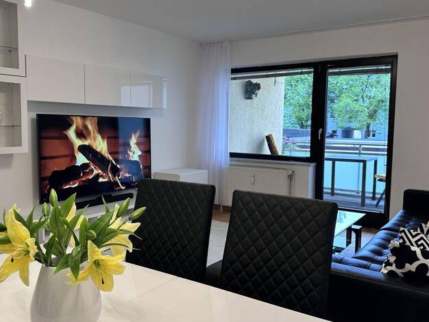 Wohnung zur Miete 2.000 € 3 Zimmer 73 m² 1. Geschoss frei ab 01.09.2026 Milbertshofen-Am Hart München 80807