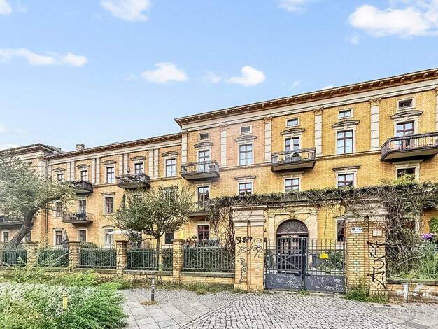 Wohnung zum Kauf 330.000 € 2 Zimmer 54,7 m² Kreuzberg Berlin 10963