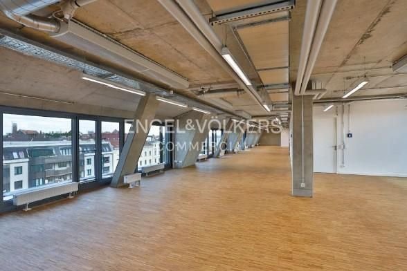 Büro-/Praxisfläche zur Miete 25 € 438 m²<br/>Bürofläche ab 438 m²<br/>Teilbarkeit Kreuzberg Berlin 10999