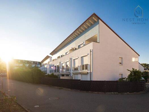 Reihenendhaus zum Kauf 499.000 € 6,5 Zimmer 137 m² 221 m² Grundstück frei ab 01.07.2026 Singen 78224