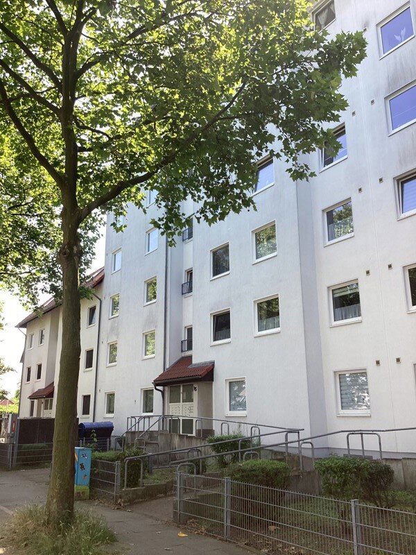 Wohnung zur Miete 765 € 3 Zimmer 90 m²<br/>Wohnfläche 5.<br/>Geschoss 26.09.2024<br/>Verfügbarkeit Südring 15 Lehrte - Südwest Lehrte 31275