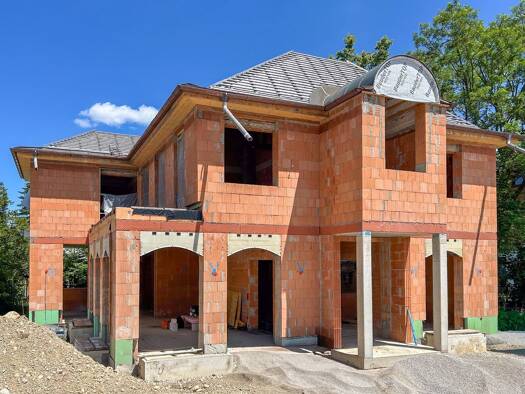 Villa zum Kauf 1.250.000 € 6 Zimmer 201 m² 680 m² Grundstück Gauting Gauting 82131
