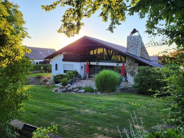 Einfamilienhaus zum Kauf provisionsfrei 699.000 € 10 Zimmer 370 m² 910 m² Grundstück Lauterbach Buttenwiesen 86647