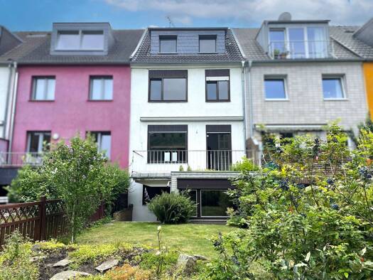 Reihenmittelhaus zum Kauf 759.000 € 4 Zimmer 108,5 m² 215 m² Grundstück Neuehrenfeld Köln 50825