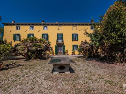 Villa zum Kauf 2.990.000 € 20 Zimmer 1.250 m² frei ab sofort Lucca
