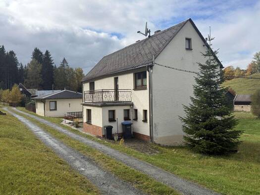 Einfamilienhaus zum Kauf 129.000 € 7 Zimmer 145 m² 5.880 m² Grundstück Buttergrund 3 Schönlind Markneukirchen 08258
