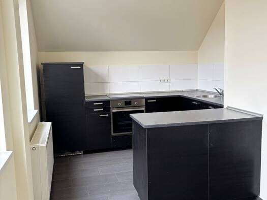 Wohnung zur Miete 650 € 3,5 Zimmer 90 m² frei ab sofort Am Markt 7 Stadthagen 31655