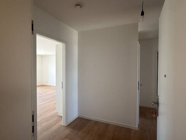 Wohnung zur Miete - Erstbezug 1.385 € 3 Zimmer 88,9 m² 1. Geschoss frei ab 01.09.2026 Krampnitzer Straße 20 Falkensee 14612