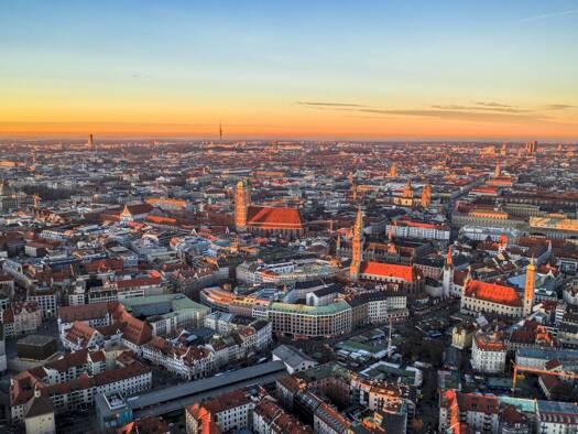 Wohnung zur Miete 1.300 € 2 Zimmer 64 m² Geschoss 3/5 frei ab sofort Leopoldstraße 163 a Schwabing-Freimann München 80804