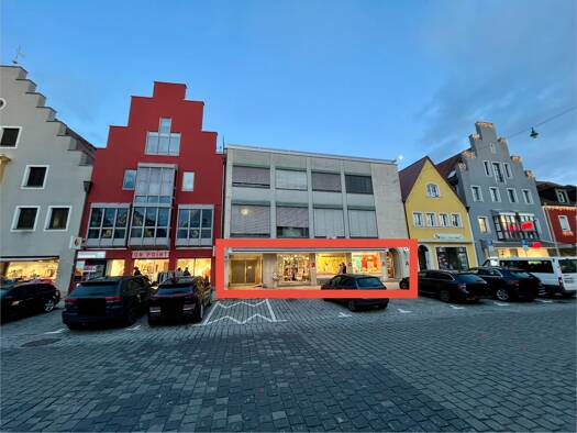 Büro zur Miete provisionsfrei 2 € 4 Zimmer 132 m² Bürofläche Obere Marktstraße 38 Neumarkt Neumarkt in der Oberpfalz 92318