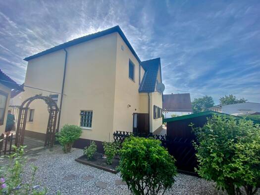 Einfamilienhaus zum Kauf 650.000 € 5 Zimmer 204 m² 731 m² Grundstück frei ab sofort Schweinau Nürnberg 90441