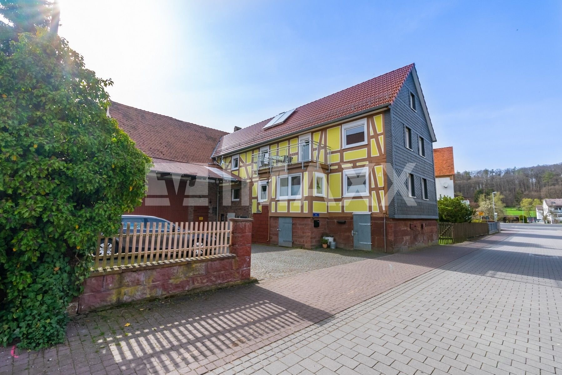 Einfamilienhaus zur Miete 1.030 € 5,5 Zimmer 130 m²<br/>Wohnfläche 1.033 m²<br/>Grundstück 01.11.2024<br/>Verfügbarkeit Hassenhausen Fronhausen 35112