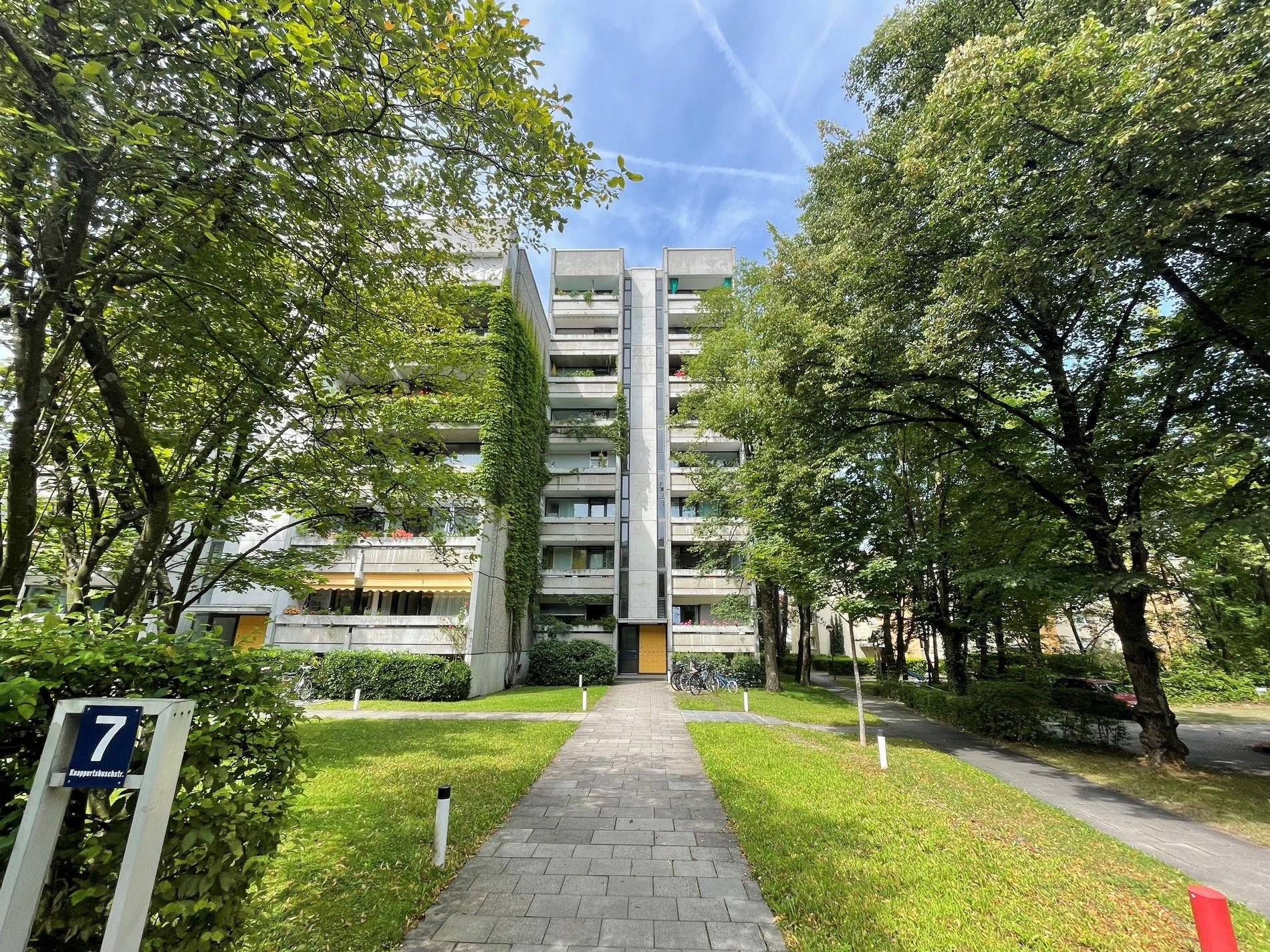 Wohnung zum Kauf 260.000 € 2 Zimmer 63,9 m²<br/>Wohnfläche 6.<br/>Geschoss Englschalking München 81927