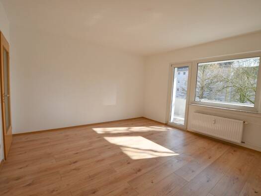 Wohnung zur Miete 732 € 3 Zimmer 65 m² 1. Geschoss Memeler Straße 40 Overbruch Duisburg 47178