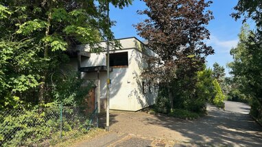 Einfamilienhaus zum Kauf provisionsfrei 201 m² 723 m² Grundstück frei ab sofort Konrad-Kamm-Straße 17 Dittelbrunn Dittelbrunn 97456