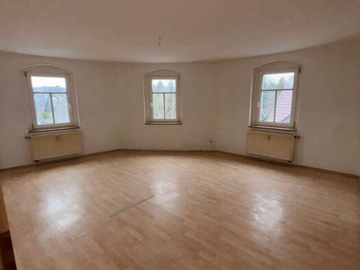 Wohnung zur Miete 270 € 2 Zimmer 51 m² Geschoss 3/3 frei ab sofort Bornaer Straße 84 Borna-Heinersdorf Chemnitz 09114