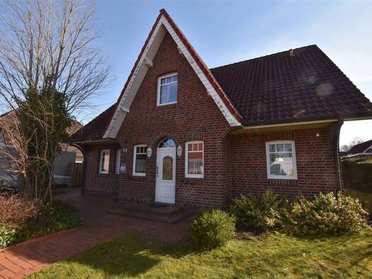Einfamilienhaus zum Kauf 385.000 € 5 Zimmer 162 m² 647 m² Grundstück Howiek Westerstede 26655