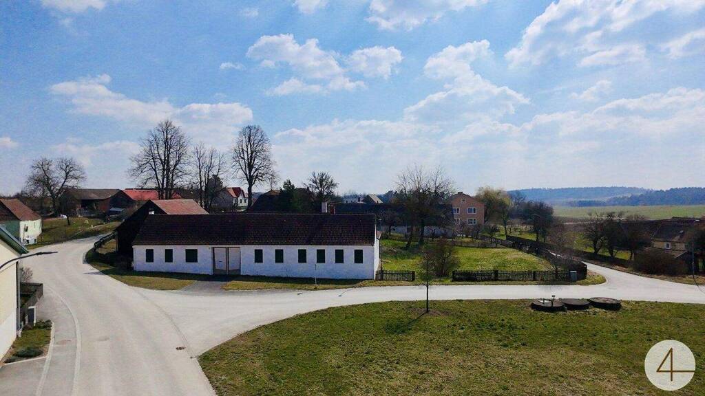 Haus zum Kauf 240.000 € 6 Zimmer 230 m² 2.601 m² Grundstück Harth 3753