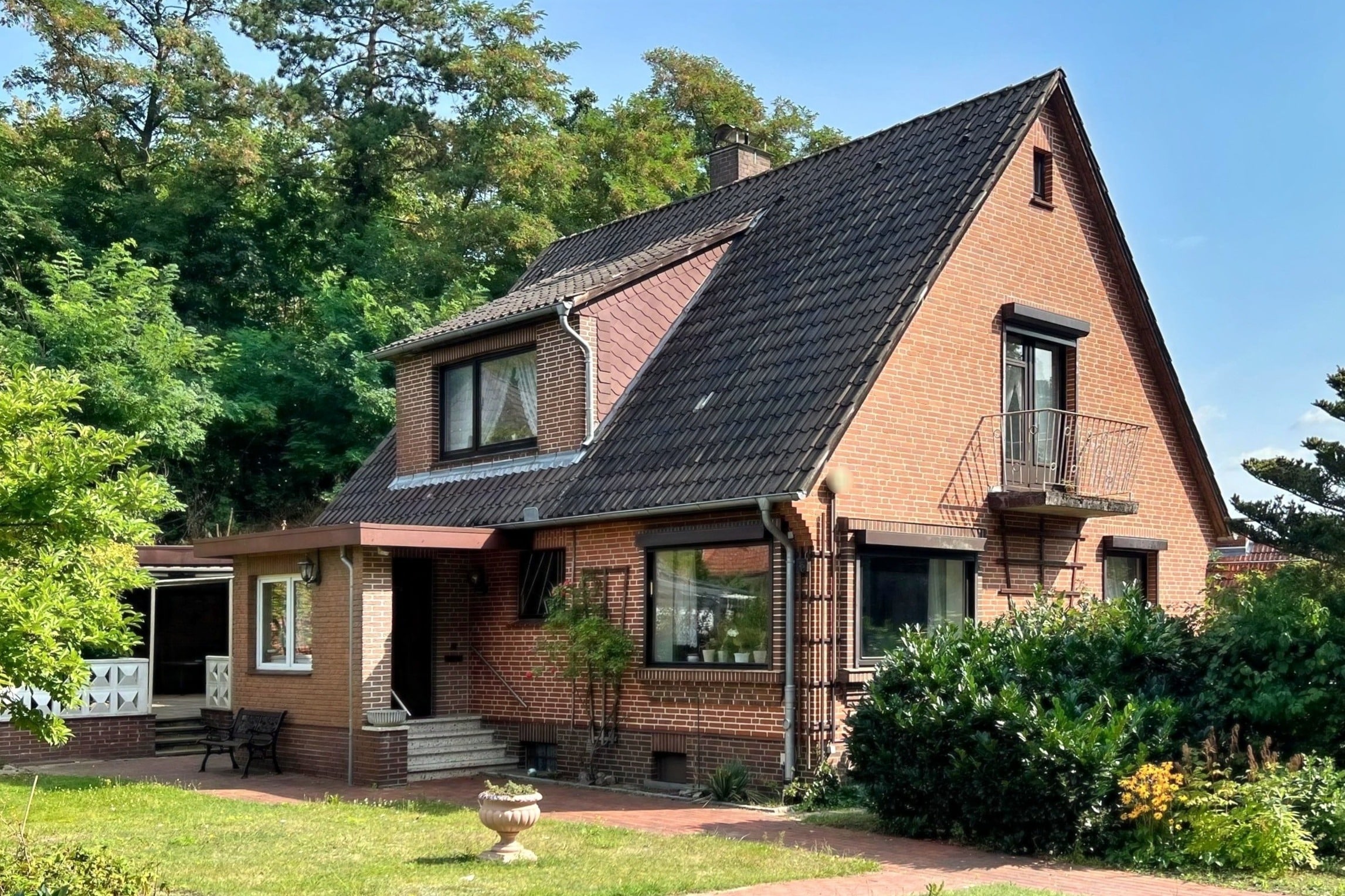 Einfamilienhaus zum Kauf 329.000 € 6 Zimmer 149 m²<br/>Wohnfläche 966 m²<br/>Grundstück Lauenburg 21481