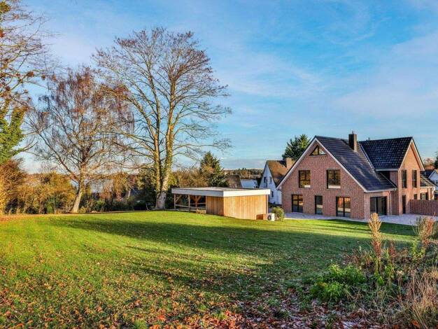 Doppelhaushälfte zum Kauf - Erstbezug provisionsfrei 899.000 € 5 Zimmer 152 m² 633 m² Grundstück Scharbeutz 23683