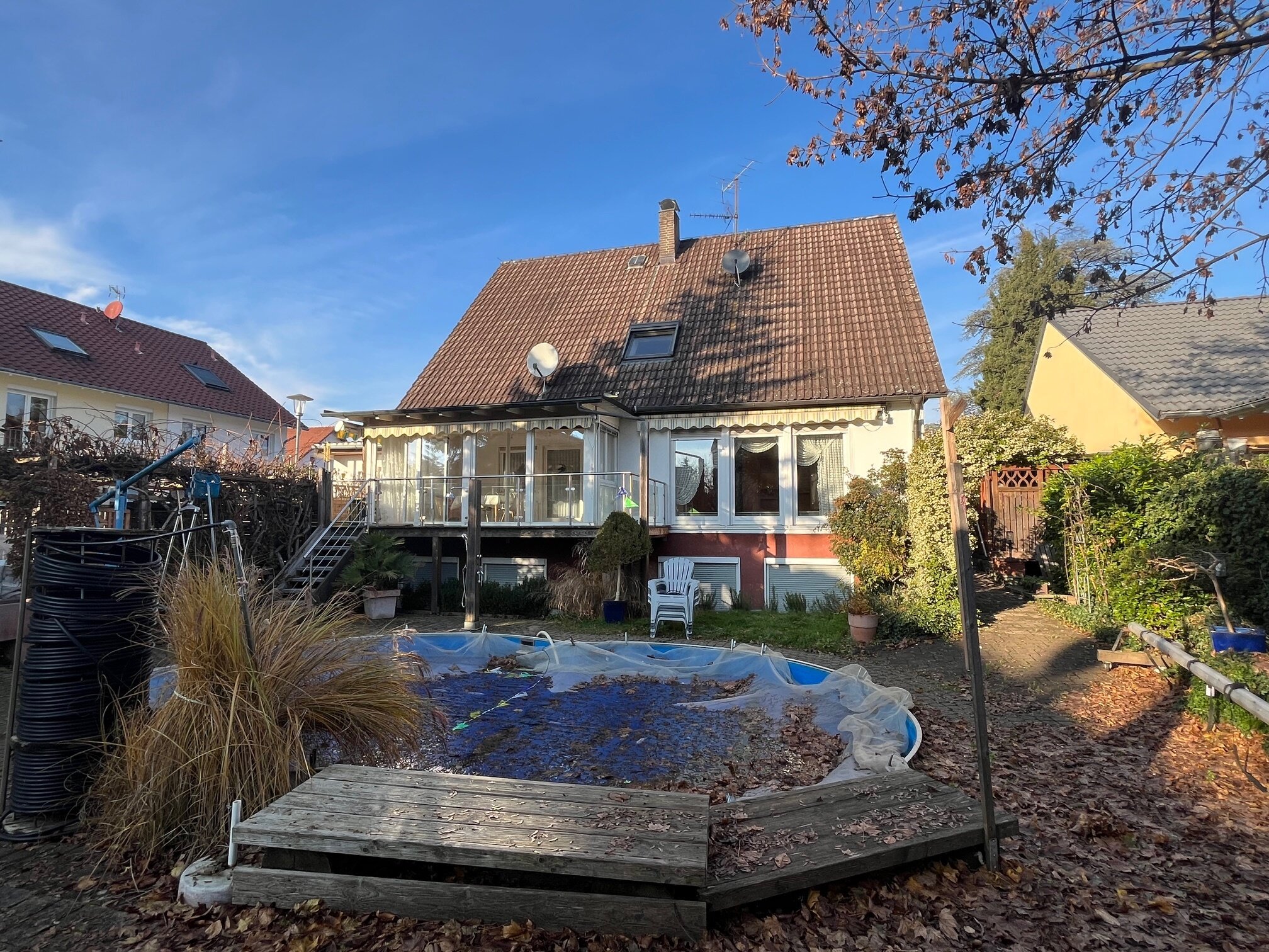 Haus zum Kauf 595.000 € 8 Zimmer 204 m²<br/>Wohnfläche 575 m²<br/>Grundstück ab sofort<br/>Verfügbarkeit Willi-Baumann-Straße 20 Haltingen Weil am Rhein 79576